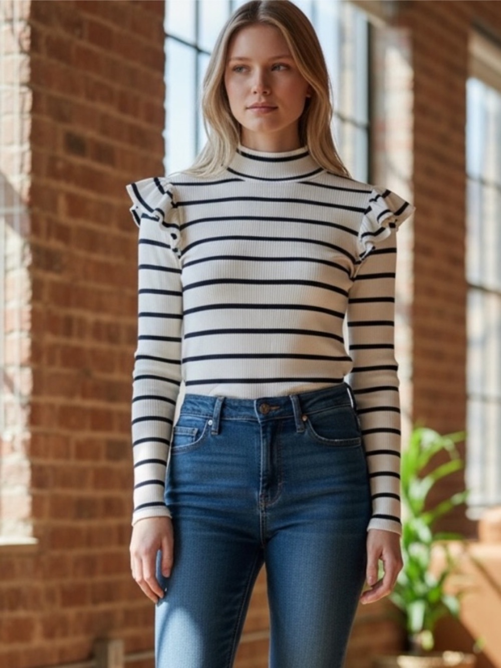 New T.la Anthropologie Top Women's Large Ruffled Long Sleeve Stretch Cozy NWT